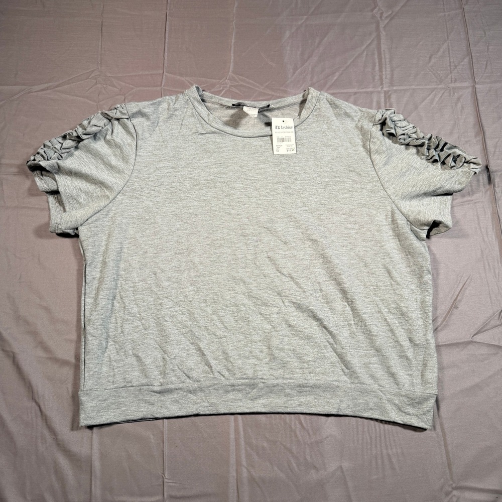 Touch Me Womens Gray Ruffle Shoulder Short Sleeve Top 1X TC4392X USA Made